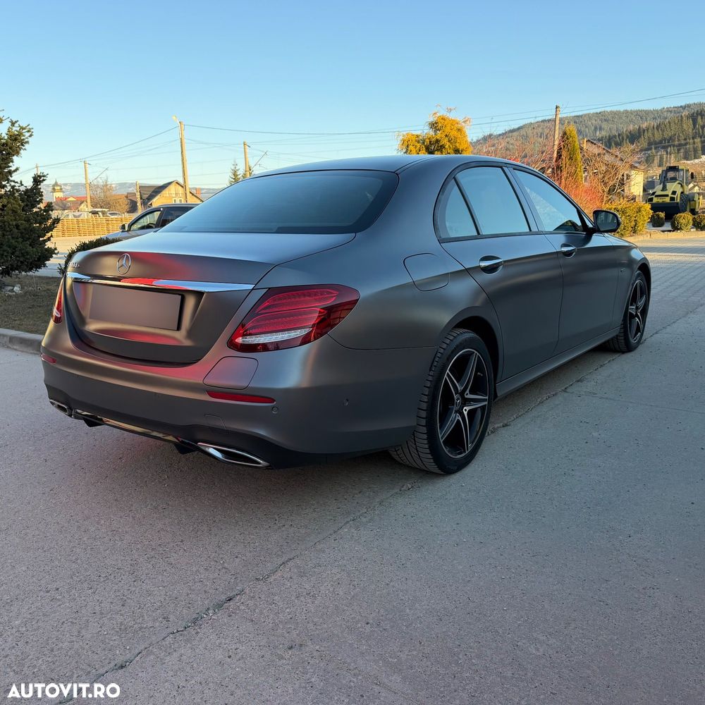 Mercedes-Benz E 300 de 9G-TRONIC - 5