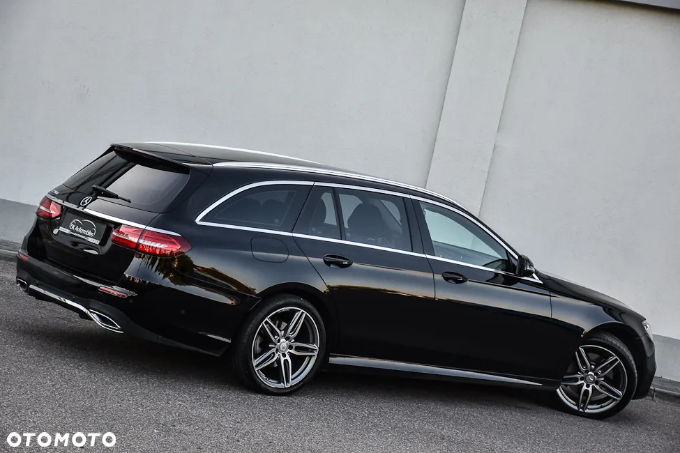 Mercedes-Benz Klasa E 220 d T 9G-TRONIC AMG Line - 8
