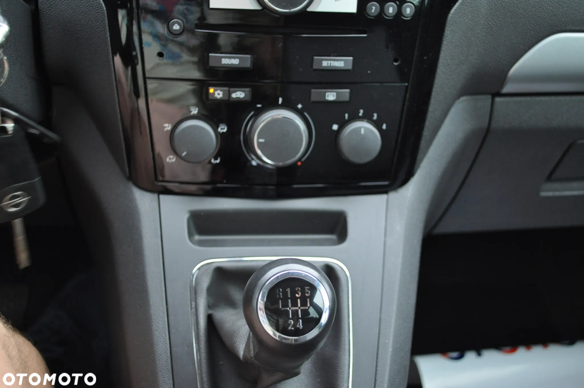 Opel Zafira 1.8 Cosmo - 25
