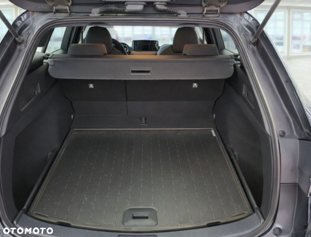 Toyota Corolla 1.8 Hybrid Comfort - 6