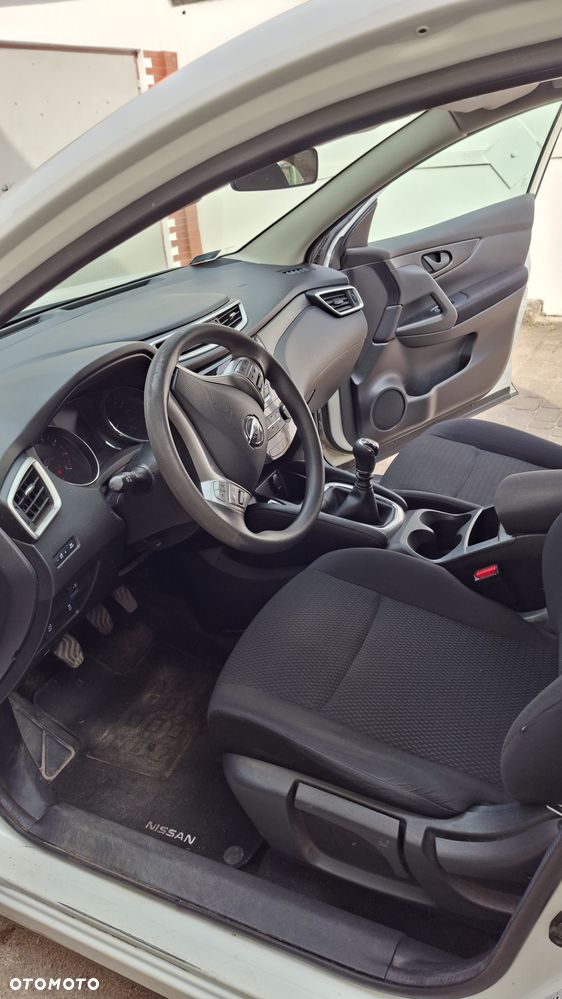 Nissan Qashqai 1.2 DIG-T N-Connecta - 6