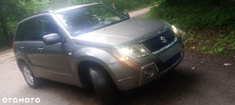 Suzuki Grand Vitara 1.9 DDiS - 1