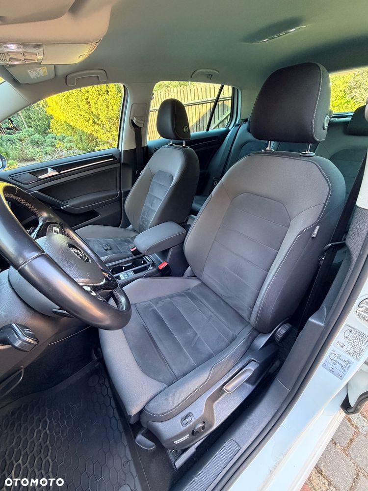 Volkswagen Golf 1.5 TSI BMT Evo Highline DSG - 18