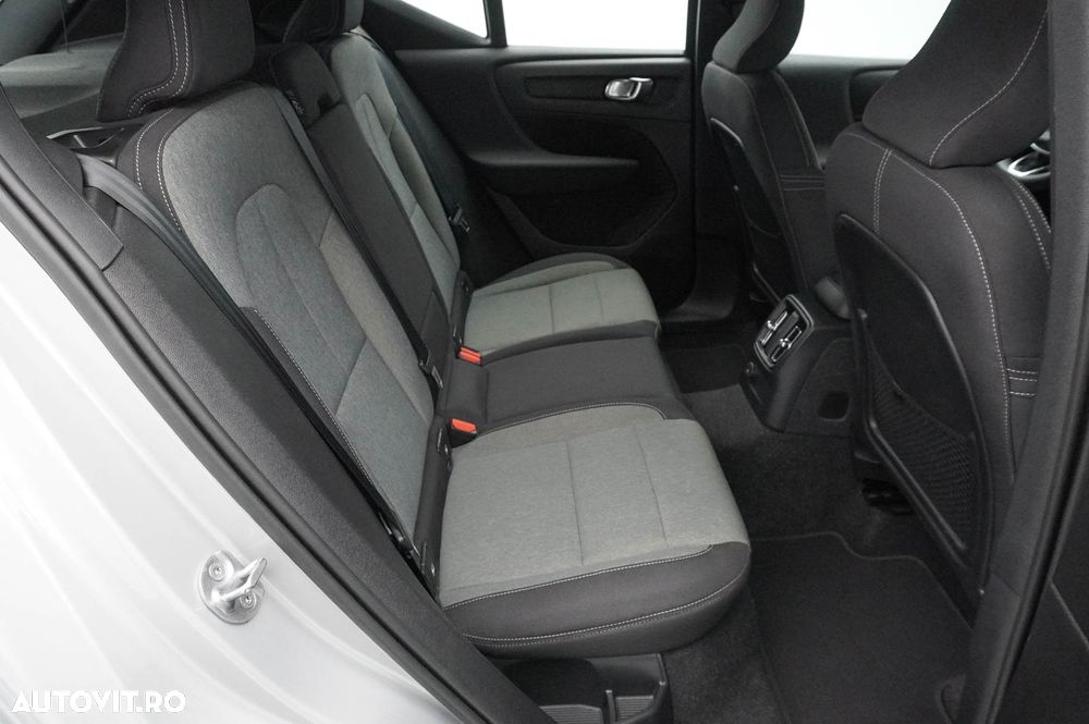 Volvo XC 40 T5 Recharge DKG Plus Dark - 11