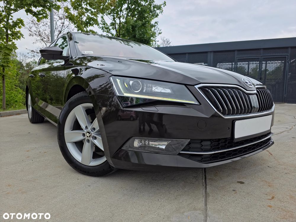 Skoda Superb 2.0 TSI Ambition DSG - 1