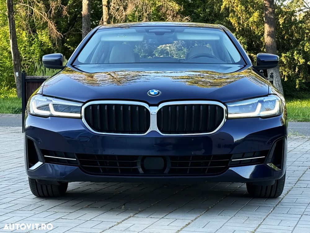 BMW Seria 5 530e Aut. Luxury Line - 18