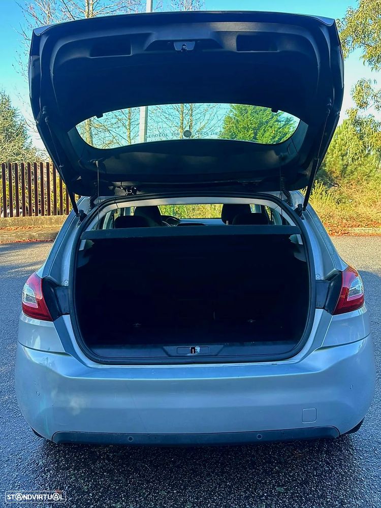 Peugeot 308 - 6