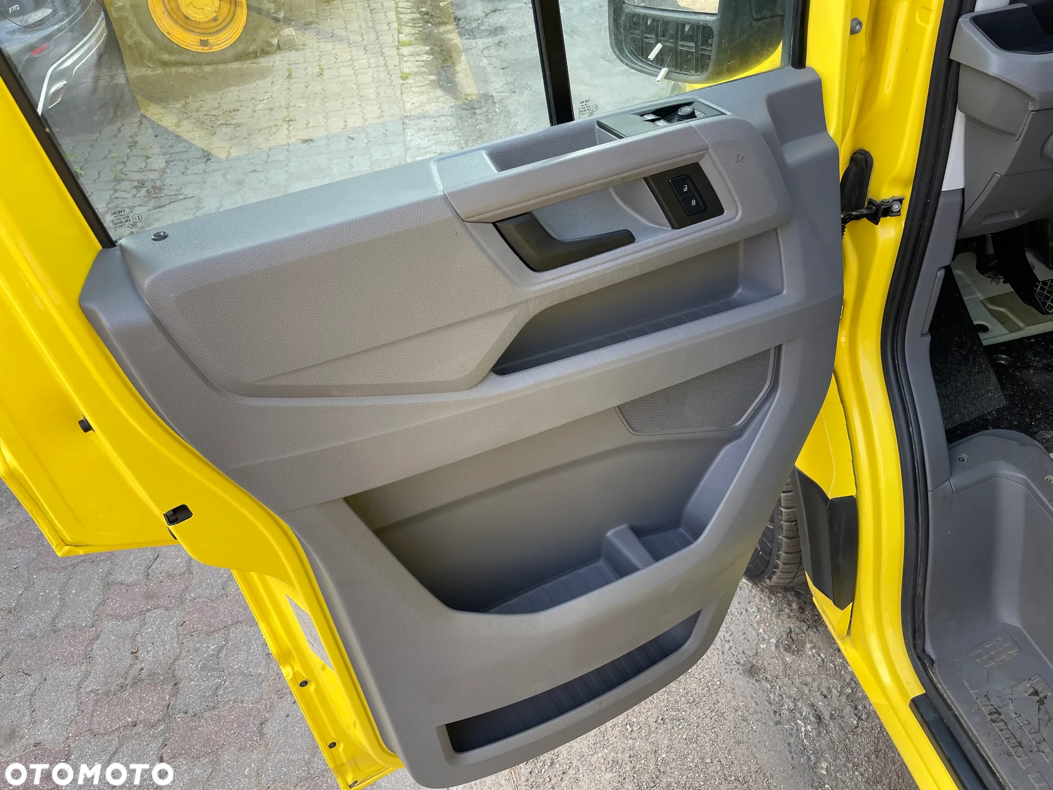 Volkswagen Crafter ROK 2018 Nowy model Średniak Średni 2.0 TDI 140 KM KLIMA - 17