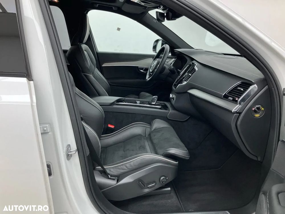 Volvo XC 90 T8 AWD Recharge Geartronic RDesign - 11