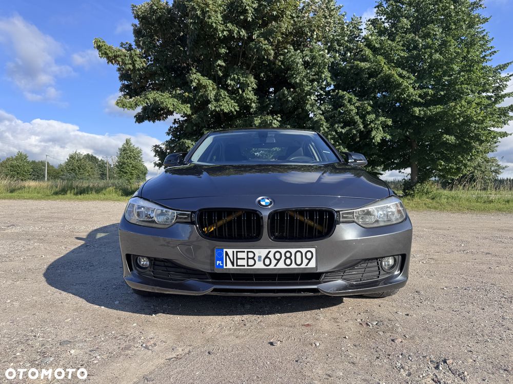 BMW Seria 3 318d - 3