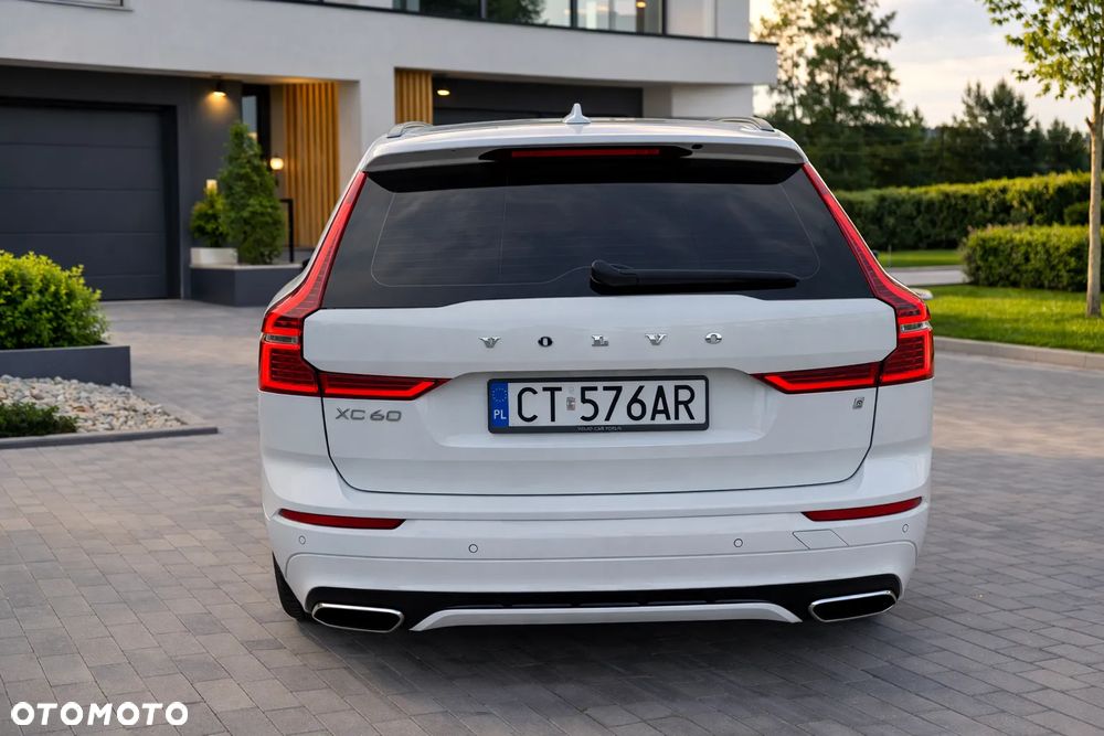 Volvo XC 60 D3 R-Design - 4