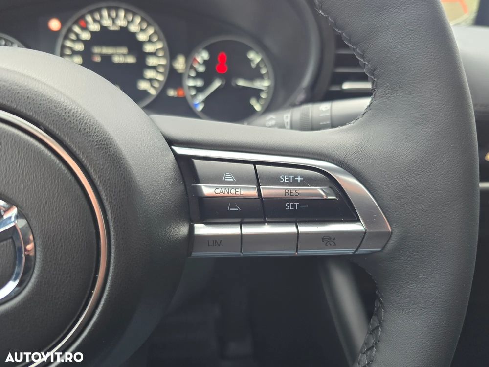 Mazda 3 e-Skyactiv X186 AT MHEV GT+ - 12