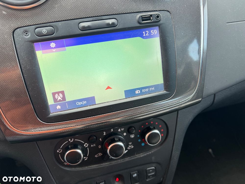 Dacia Sandero Stepway Blue dCi 95 Essential - 9