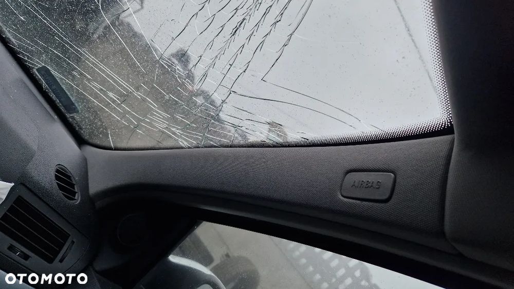 OPEL ASTRA H GTC 3D OSŁONA SŁUPKA PRAWY PRZÓD - 1