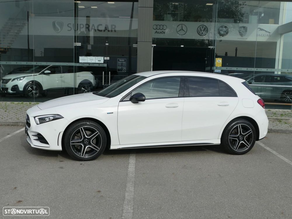 Mercedes-Benz A 250 e AMG Line - 15