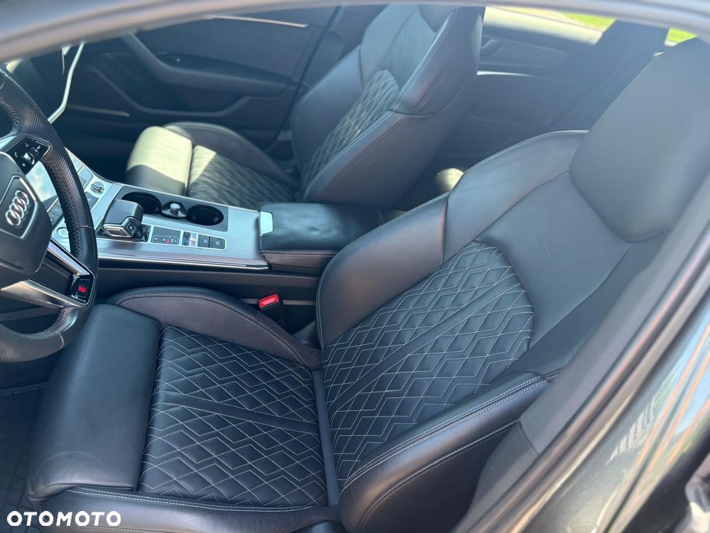 Audi A6 Avant 55 TFSI quattro S tronic - 16