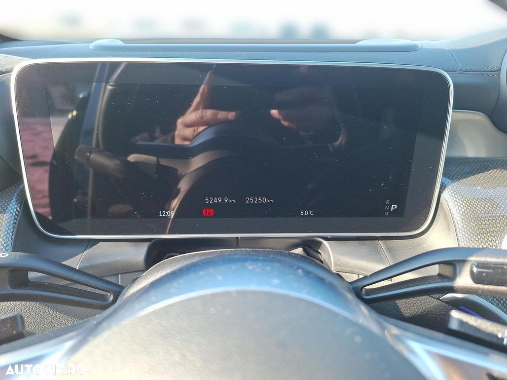 Mercedes-Benz GLC 300 d 4Matic 9G-TRONIC AMG Line Advanced - 10