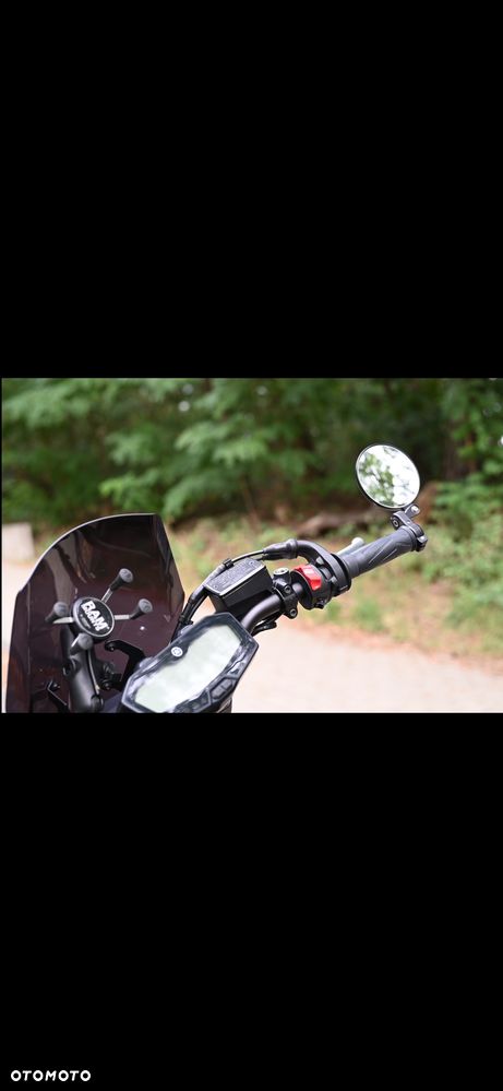Yamaha MT - 8