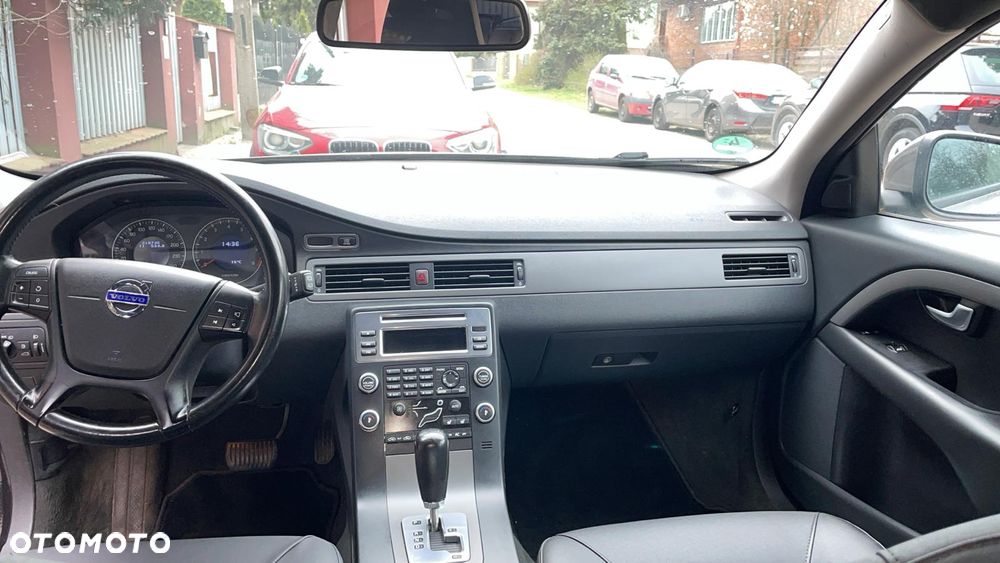 Volvo V70 - 2
