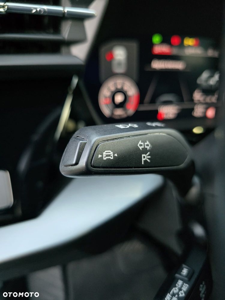 Audi A3 Limousine 30 TFSI S tronic advanced - 31