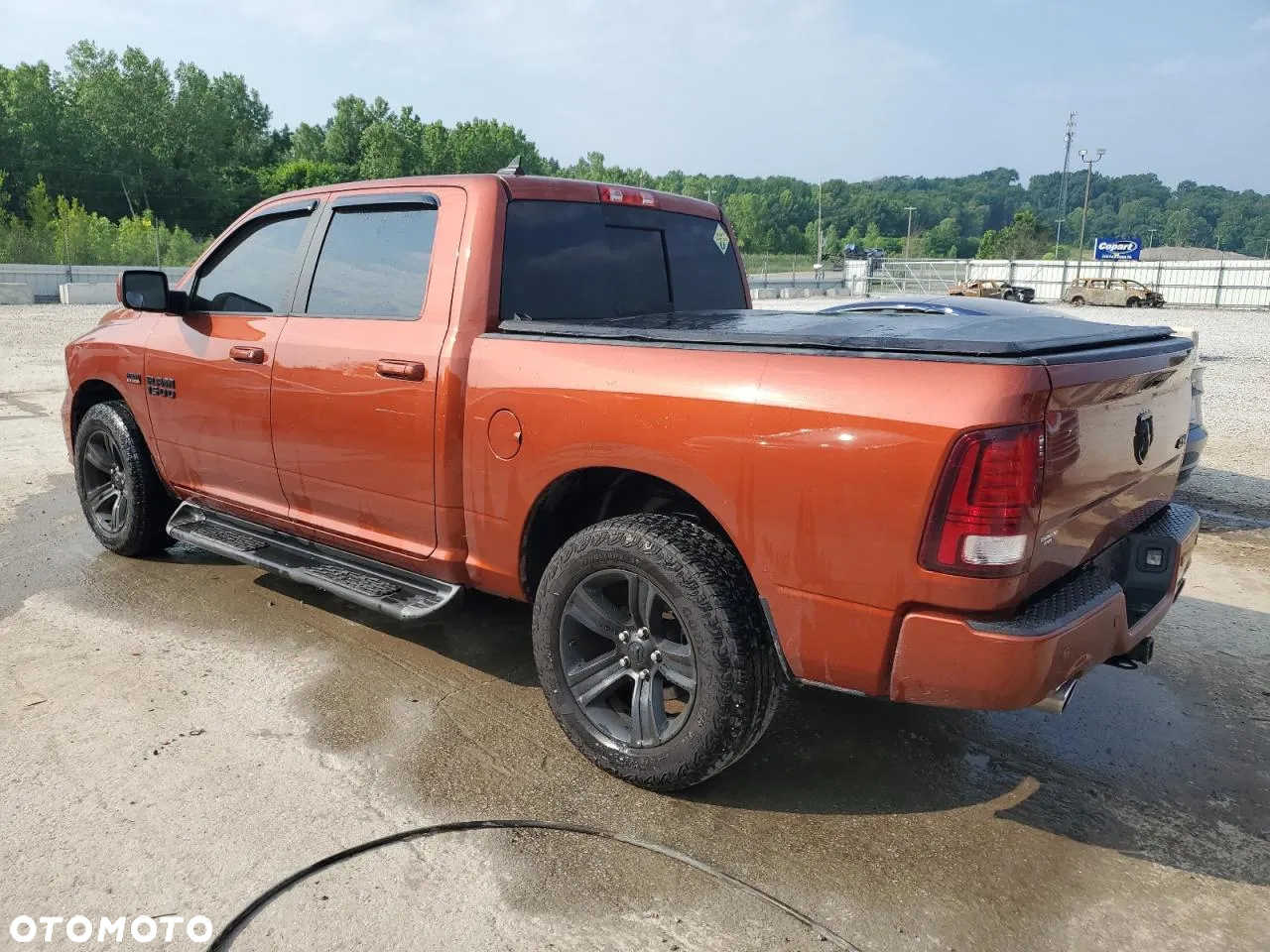 Dodge RAM 1500 5.7 4x4 - 2