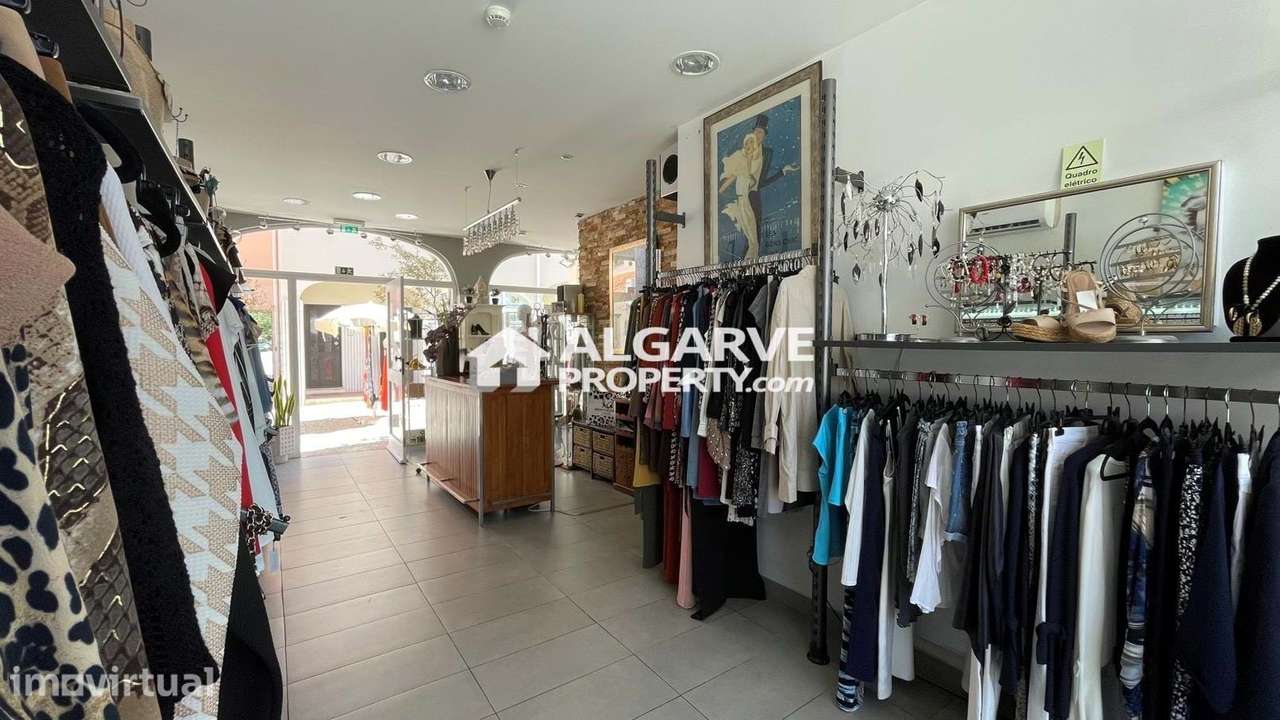 Espaço Comercial localizado na Marina de Vilamoura, Algarve - Grande imagem: 2/11