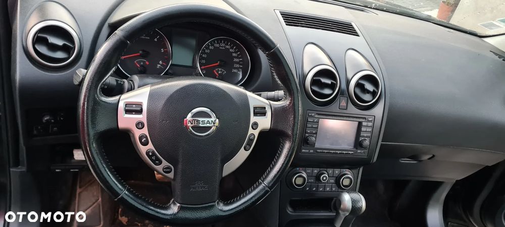 Nissan Qashqai 2.0 dCi 4x4 Tekna - 23