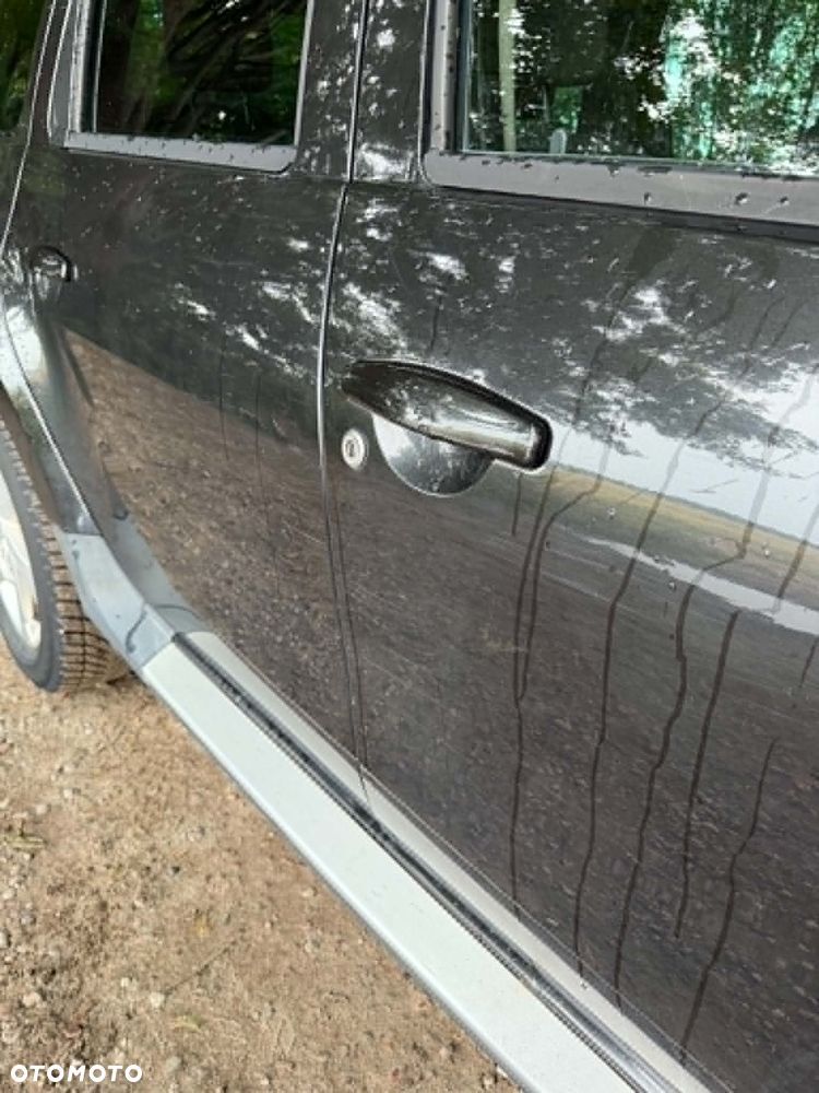Dacia Duster 1.6 Laureate - 6