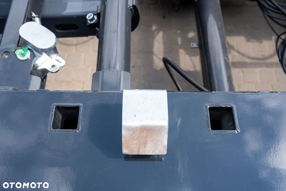 SLT Group PT KP-12 - 17