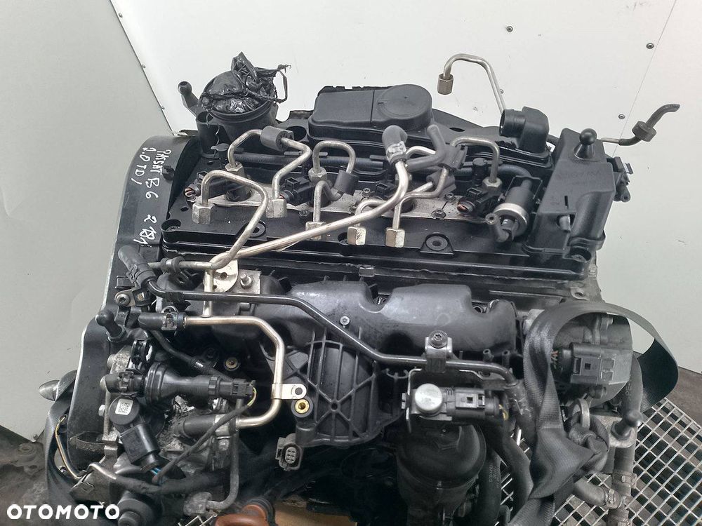 SILNIK VOLKSWAGEN PASSAT B6 CBB 2.0 TDI - 2