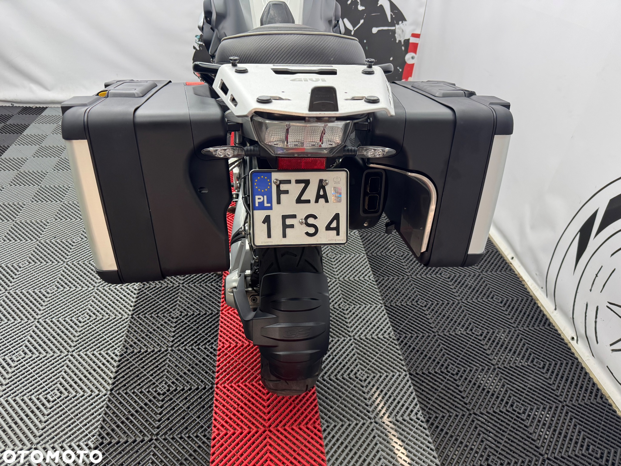 BMW R - 24