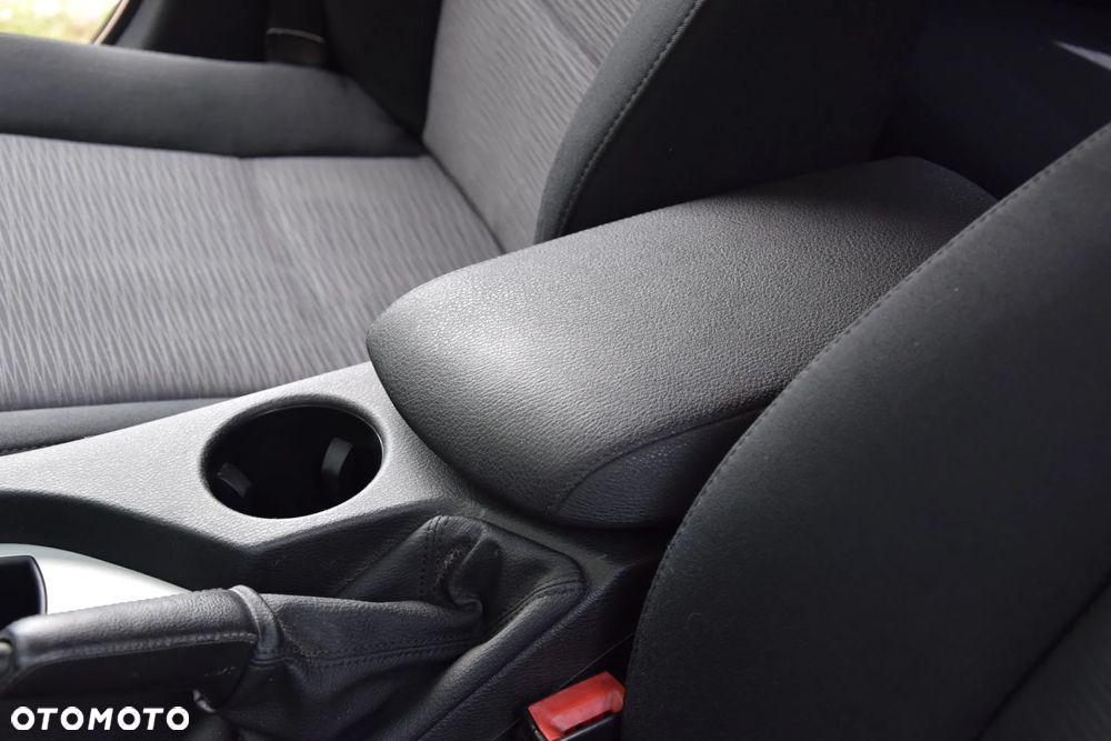 BMW X1 sDrive20d - 26