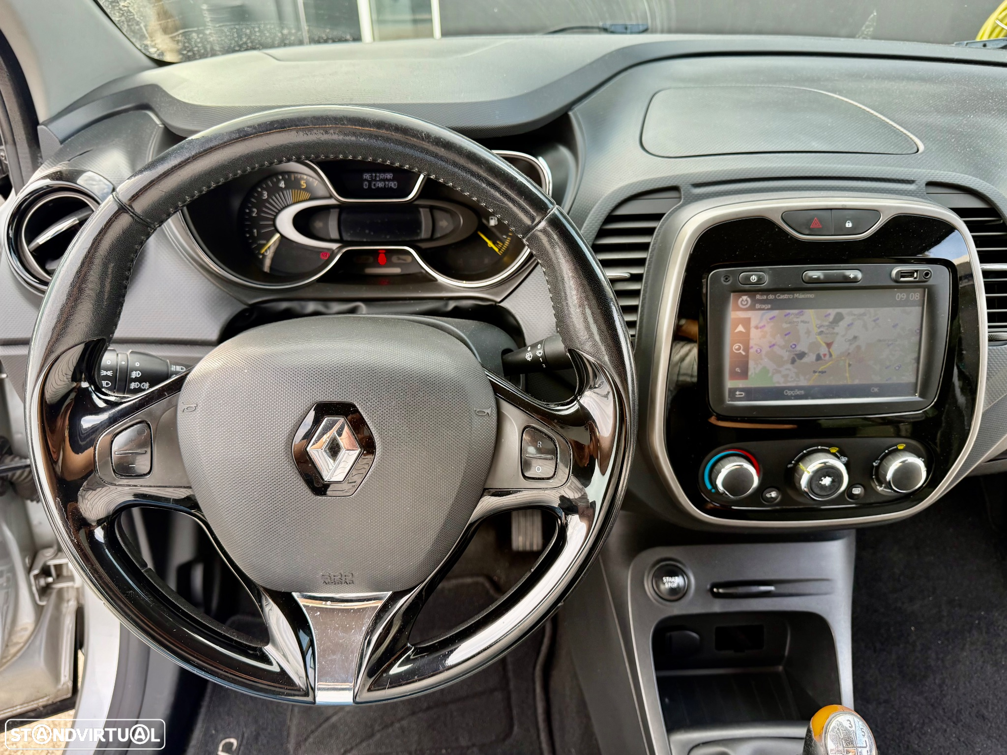 Renault Captur 1.5 dCi - 10