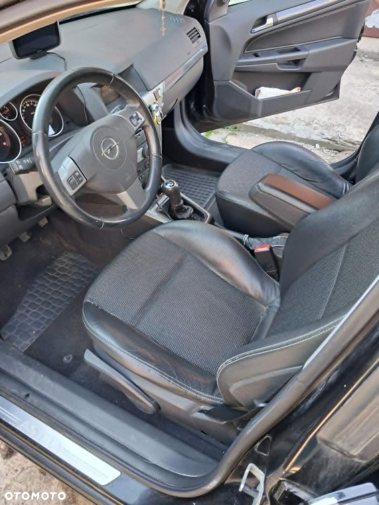 Opel Astra 1.7 CDTI - 4