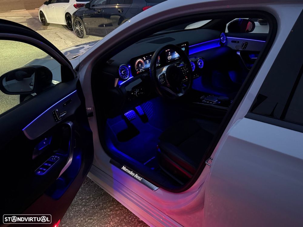 Mercedes-Benz A 250 e AMG Line - 11