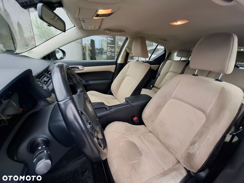 Lexus CT 200h Elite EU6 - 11