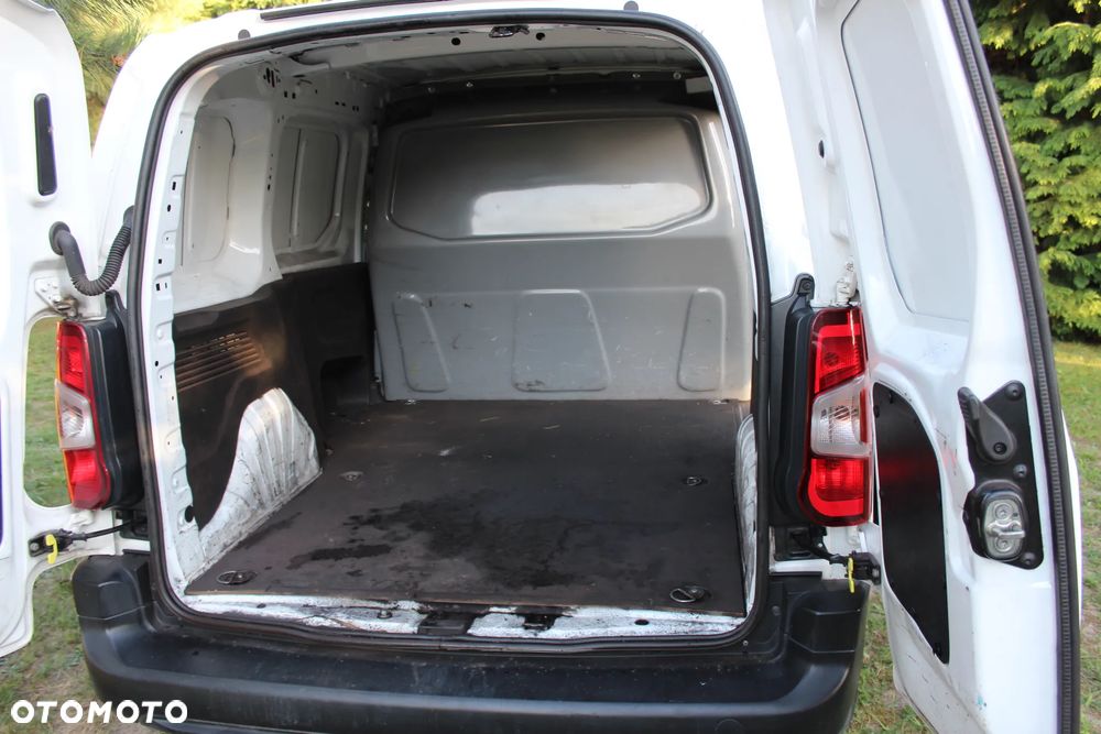 Toyota Proace City - 14