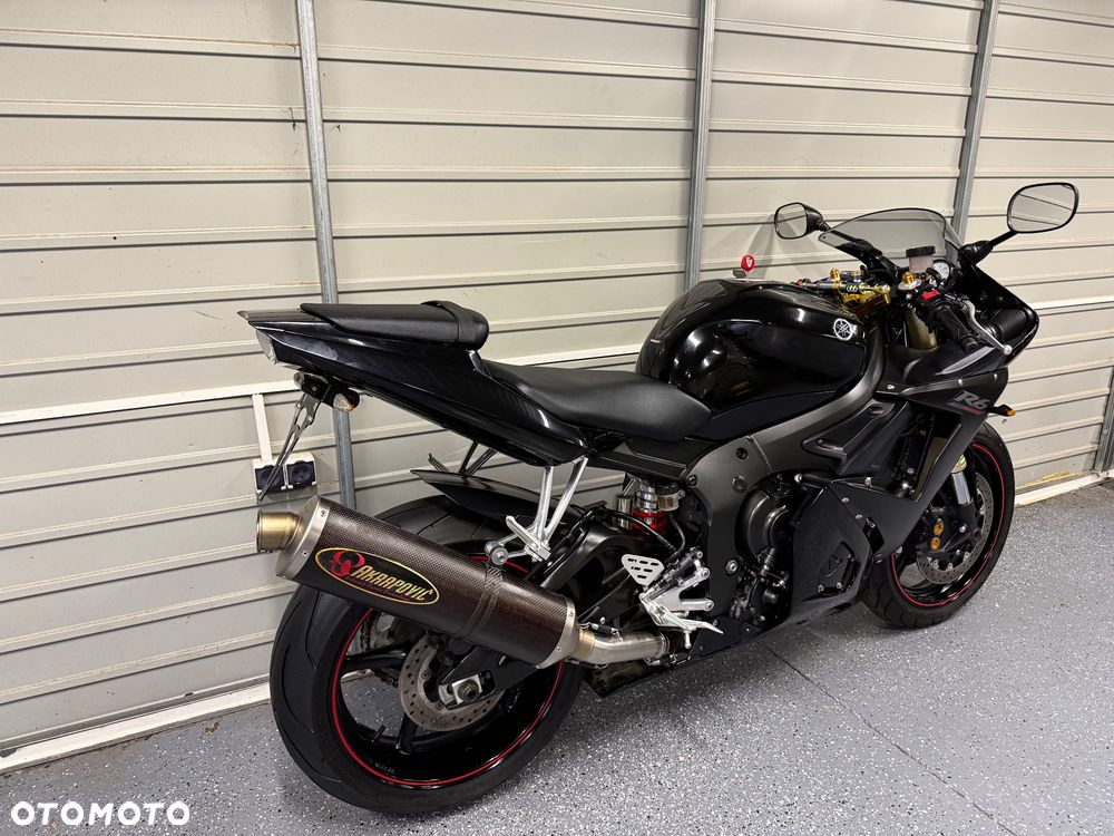 Yamaha R6 - 3