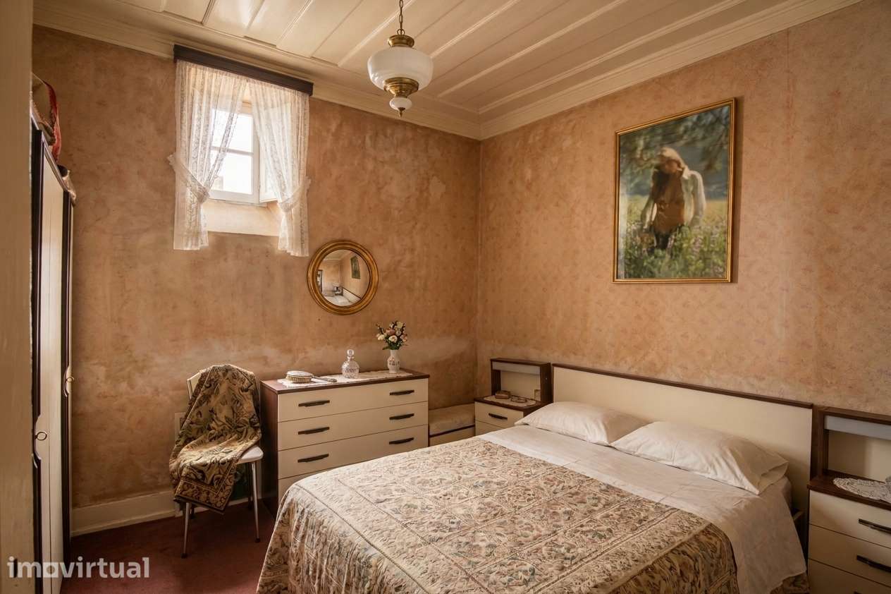 T2 com 78,5 m² | Oportunidade Única para Remodelação no Bairro Alto - Grande imagem: 4/9