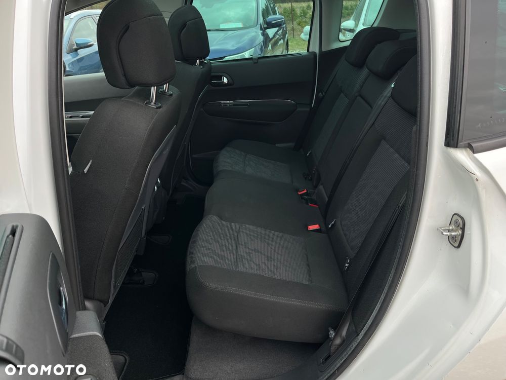 Peugeot 3008 HDi FAP 150 Platinum - 23