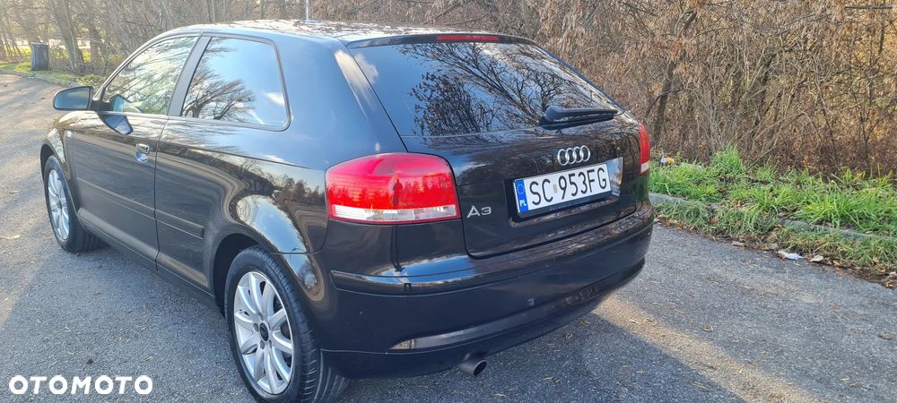 Audi A3 3-drzwiowe 1.6 Ambition - 4