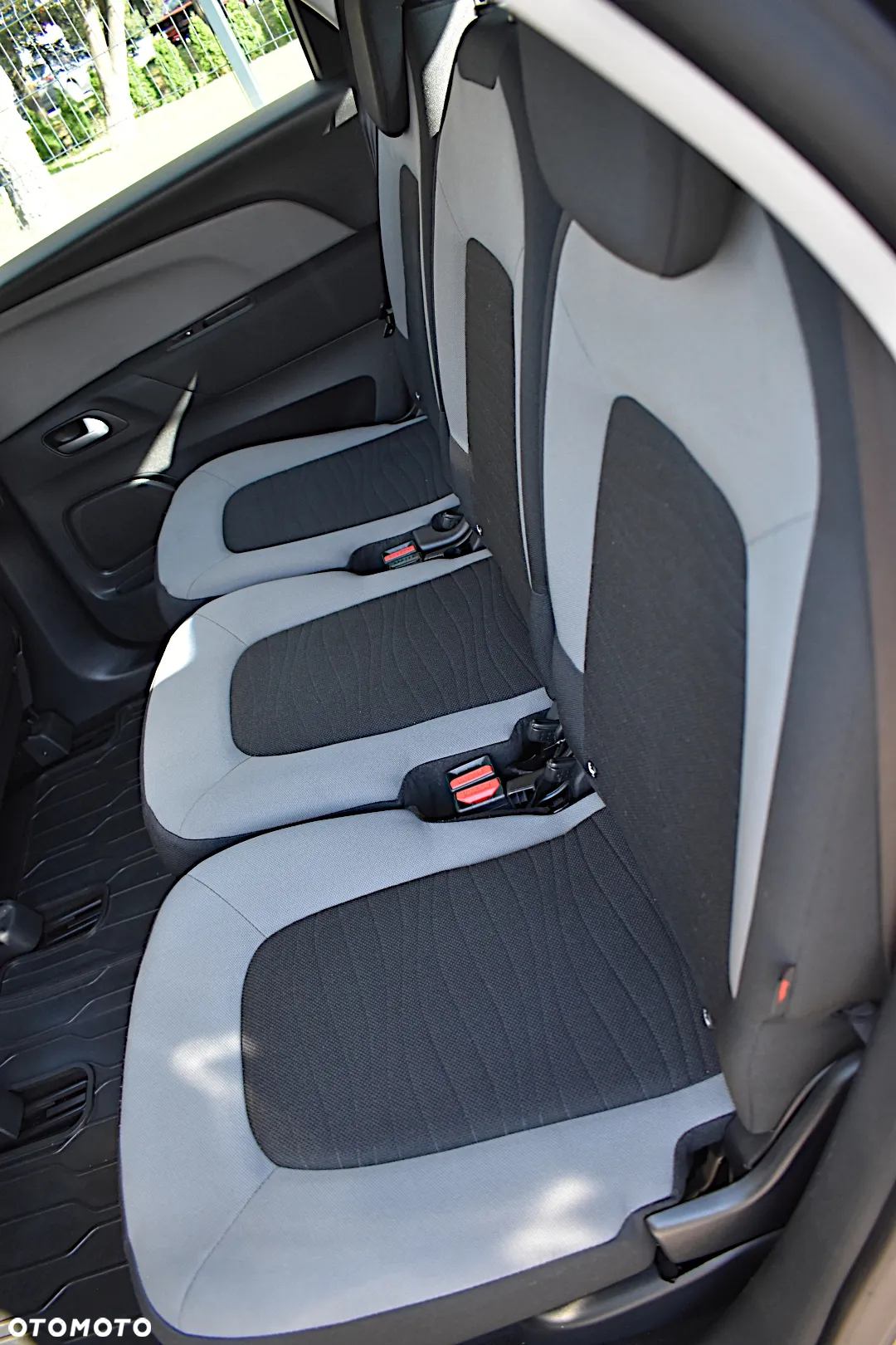 Citroën C4 Picasso 1.6 e-HDi Exclusive ETG6 - 7