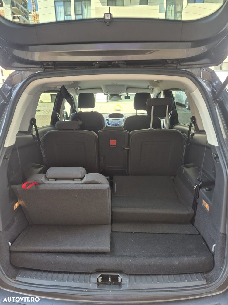 Ford Grand C-Max - 9