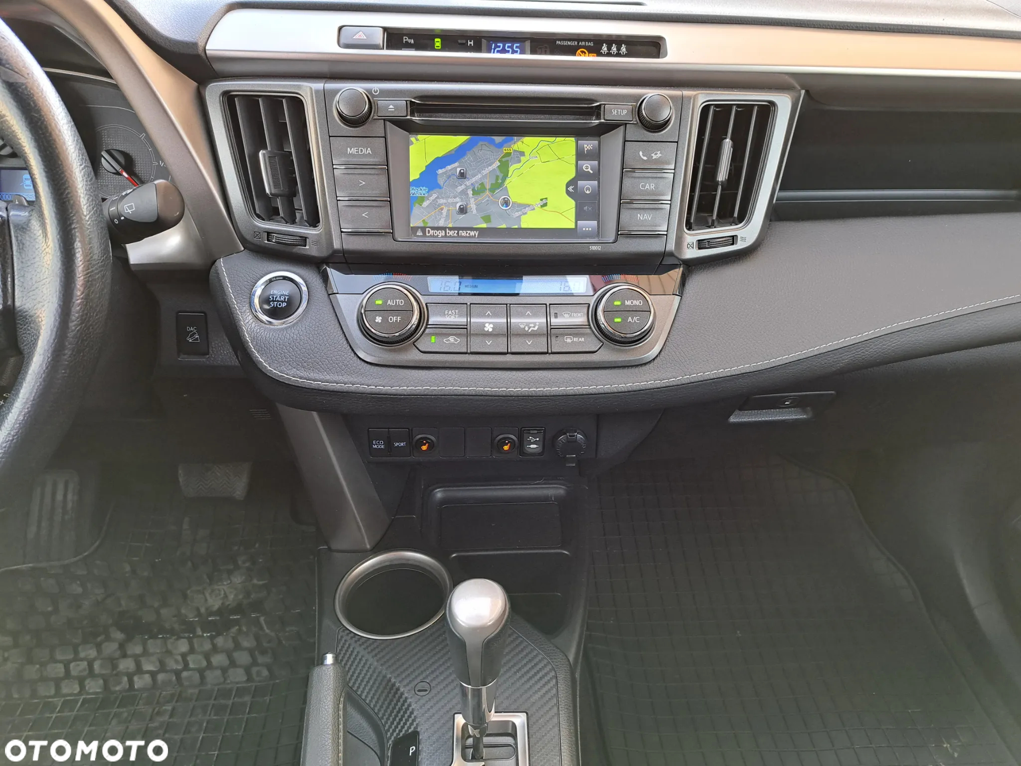 Toyota RAV4 - 24