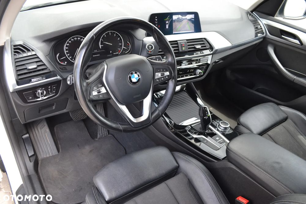 BMW X3 xDrive20i GPF Advantage - 8