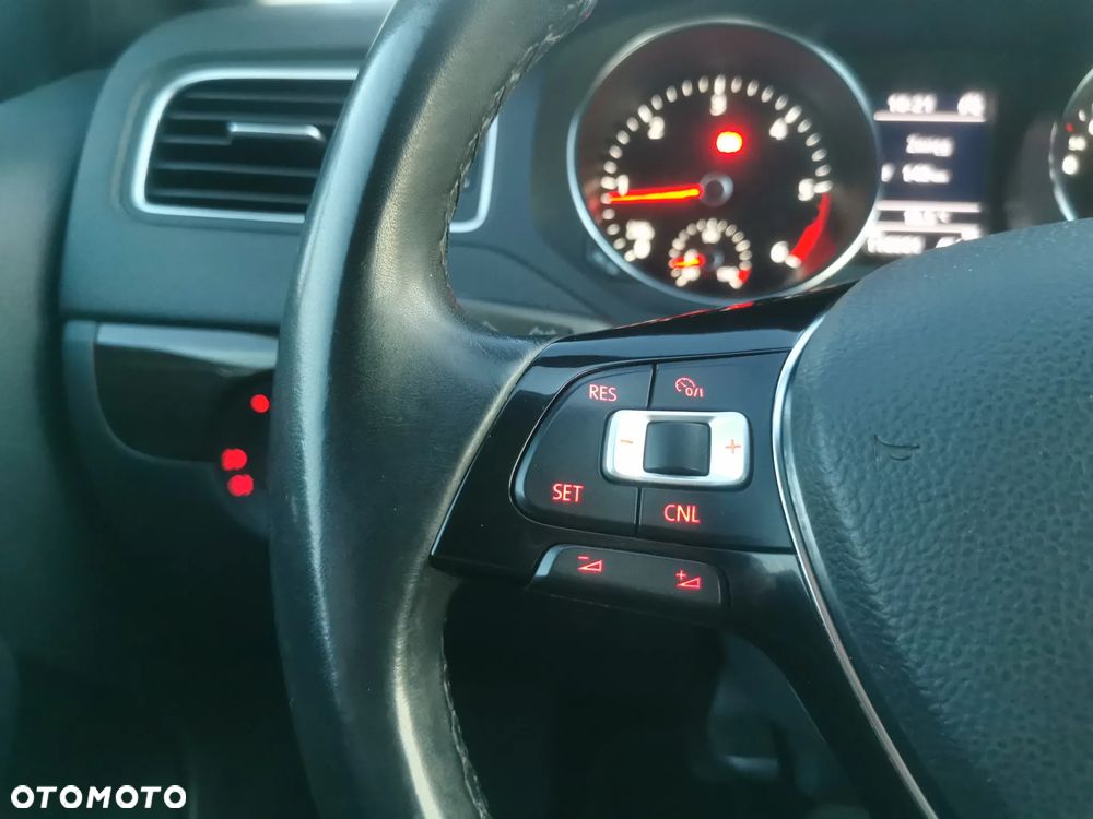 Volkswagen Jetta 2.0 TDI BlueMotion Technologie - 14