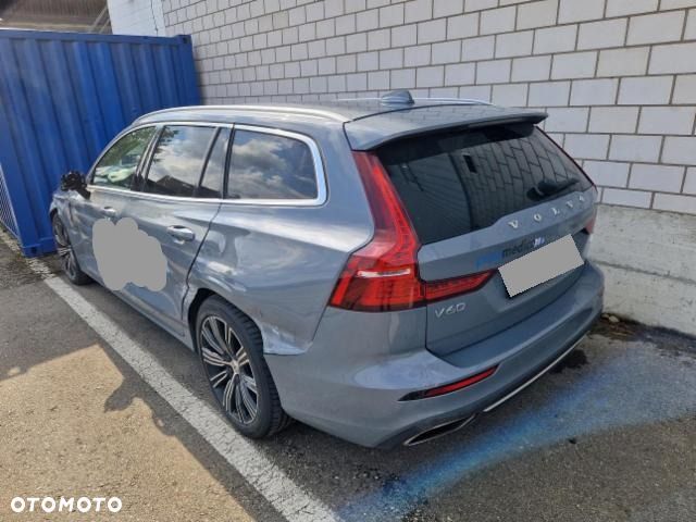 Volvo V60 T6 AWD Recharge Geartronic Inscription - 2