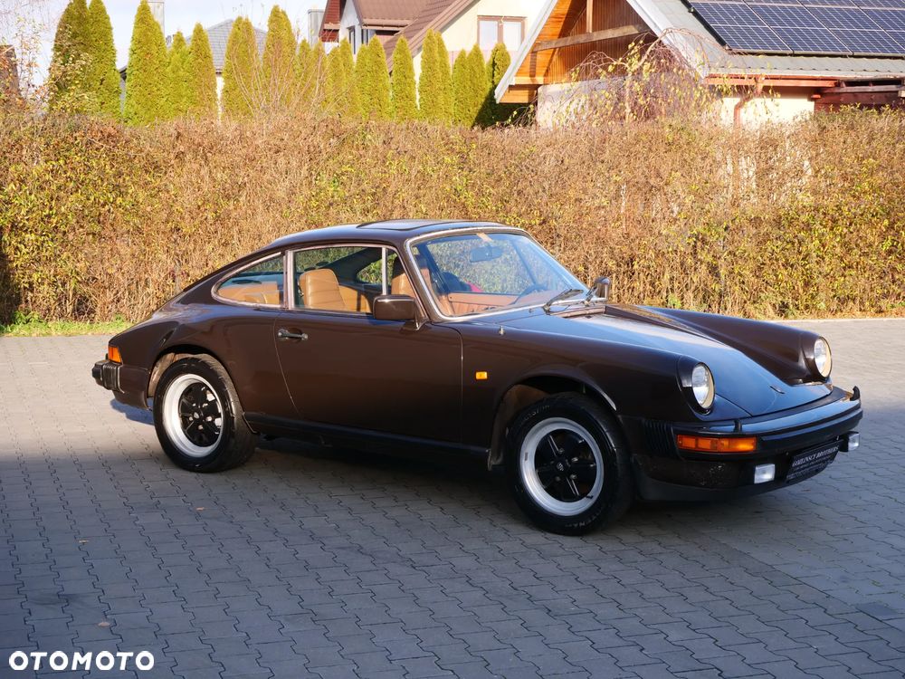 Porsche 911 - 1