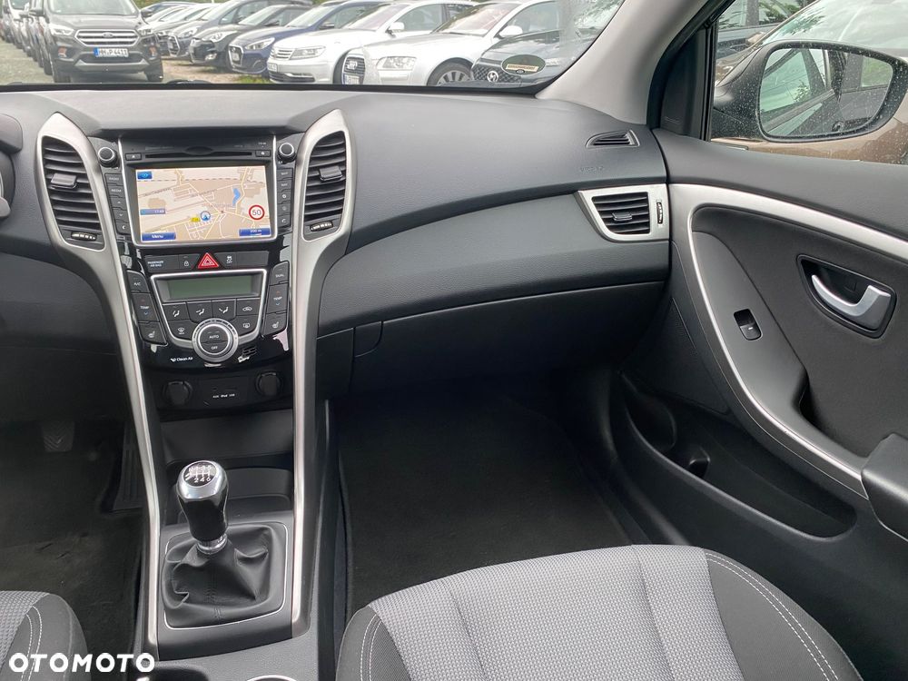 Hyundai i30 1.4 Premium - 33