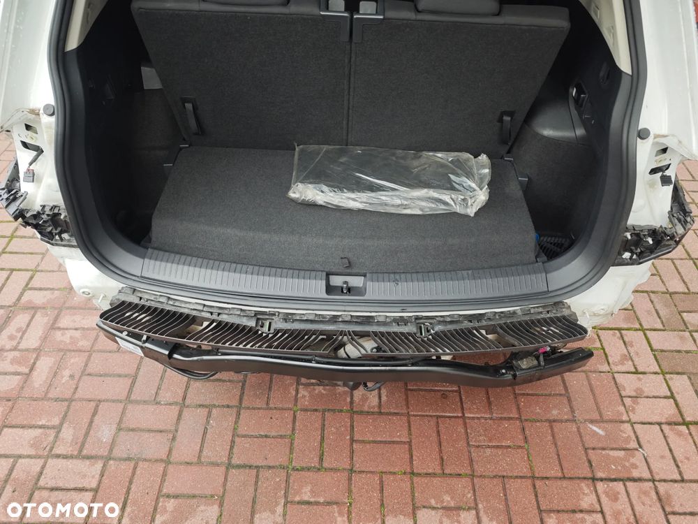 Volkswagen Tiguan - 33